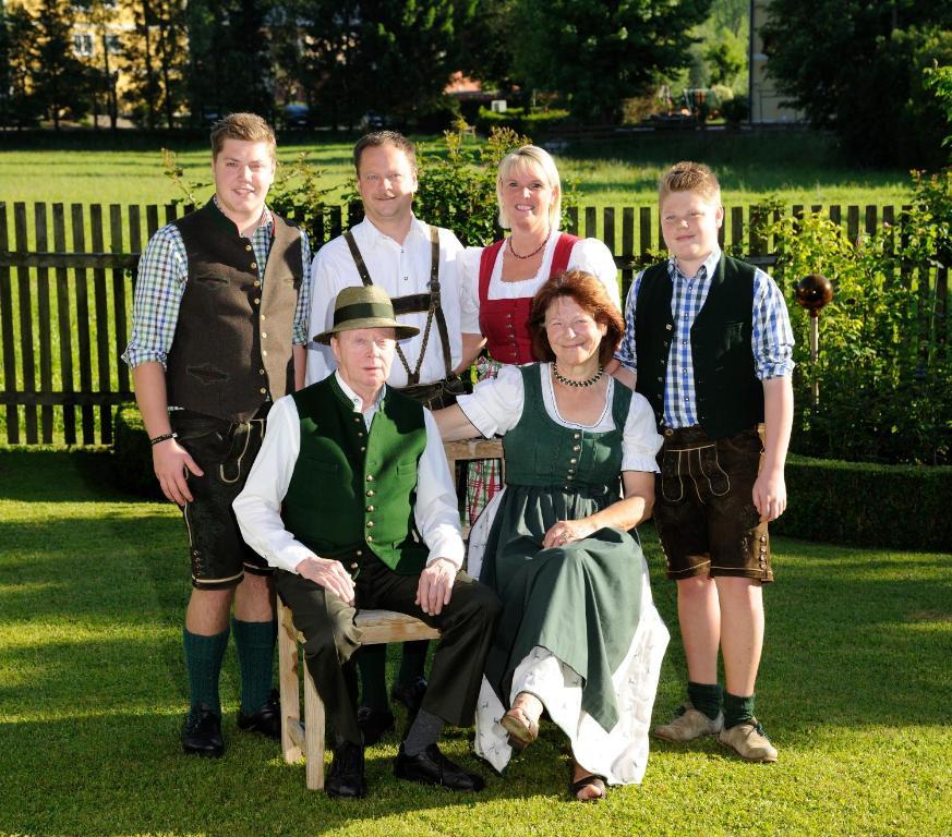 Fruehstueckspension Huber Fuschl am See Esterno foto